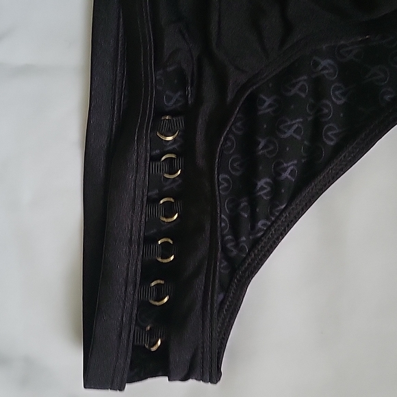 Victoria's Secret bikini bottom xsmall black - Picture 2 of 5